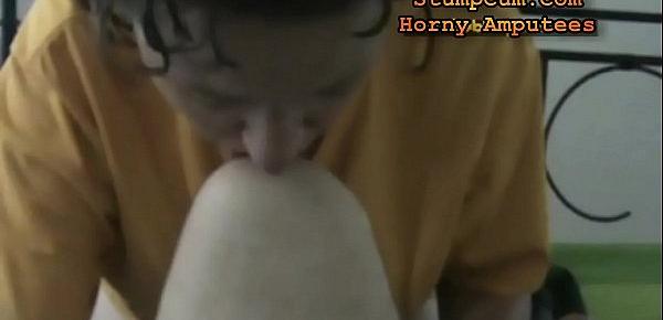  Amputee get fucked and licked by horny woman